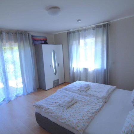 Апартаменты The Gold House 80Qm Gemuetlich Und Erholsam! Kleinblittersdorf Экстерьер фото